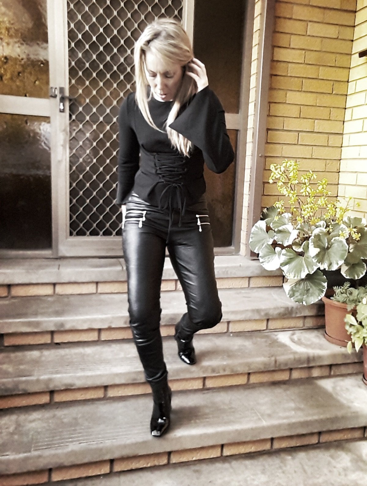 LEATHER & BLACK - Style & Life by Susana